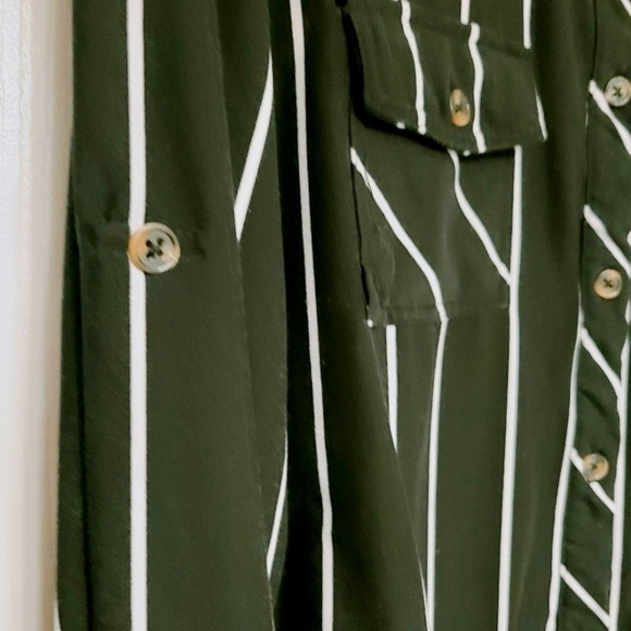 Urban Planet Striped Button Down Shirt Oversized Black White Long Sleeves Large - Picture 6 of 11